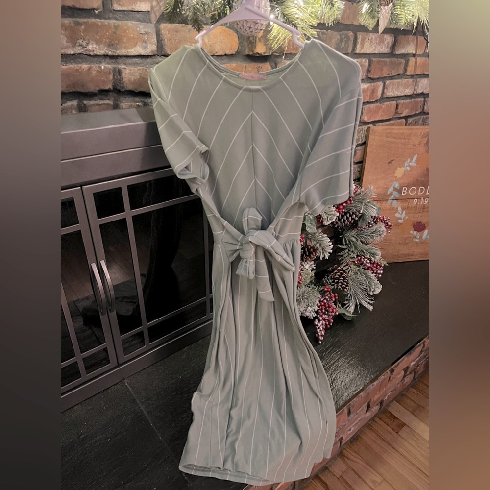 FEHRNVI Sage striped / chevron dress